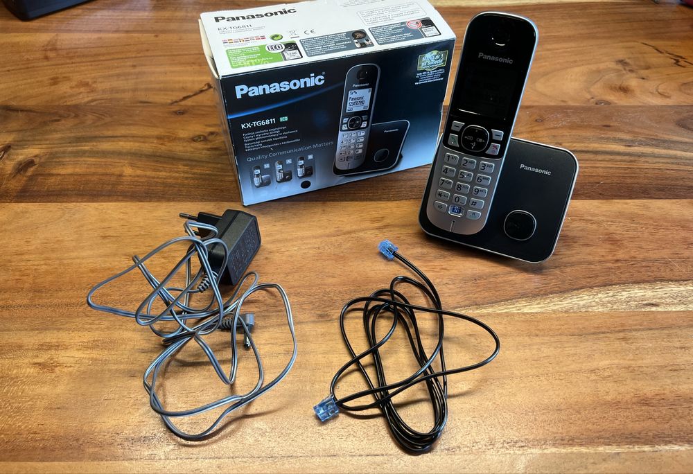 Telefon stacjonarny Panasonic KX-TG6811