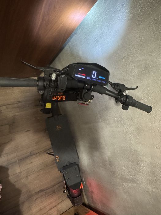 Kugoo Kirin G4 (2000W, 20Ah, 60V)))