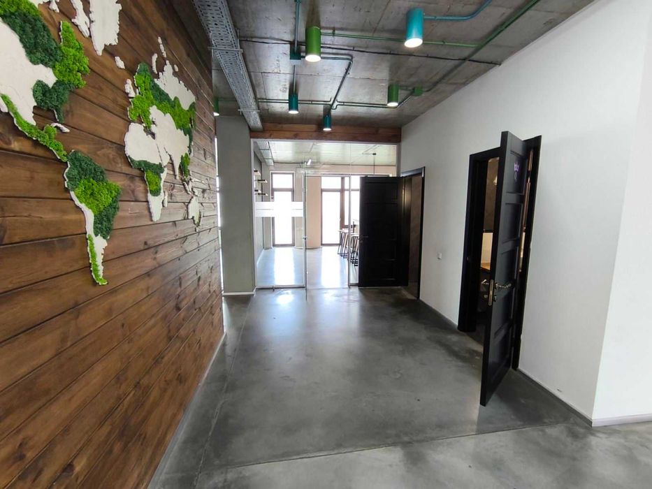 М.Арсенальна, Печерськ, Князів Острозьких, Kyiv Food Market, 330м