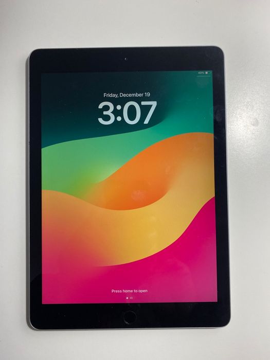 iPad 6ª Geração – 32GB – Ótimo Estado