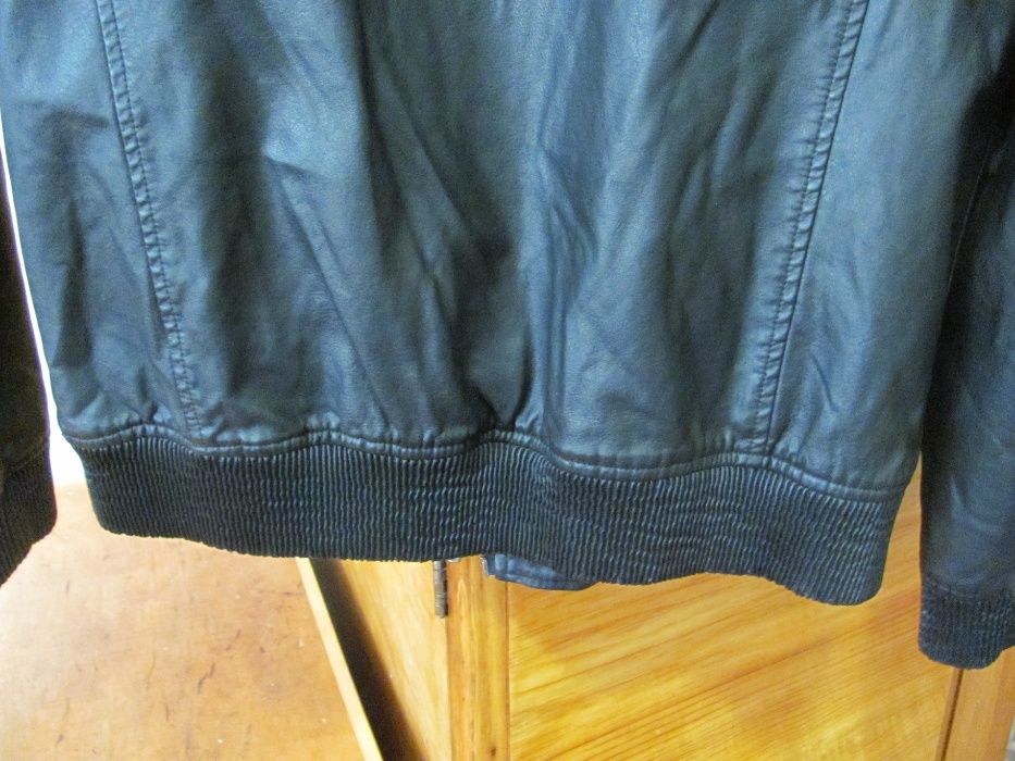 куртка новая экокожа разм. 48-50