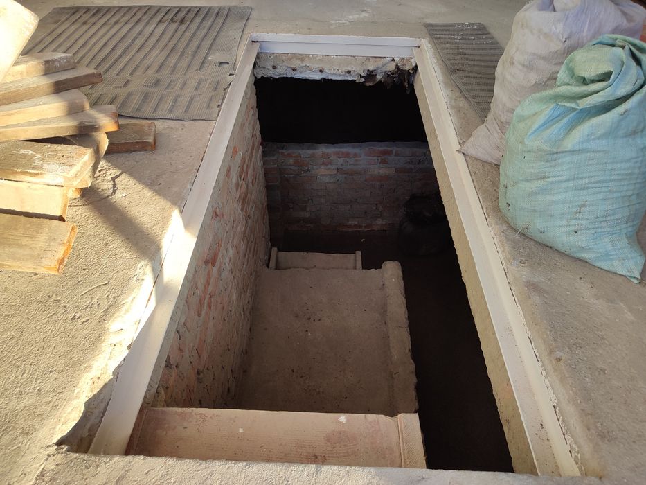 Продам гараж.Гаражний кооператив "Кенотрон"