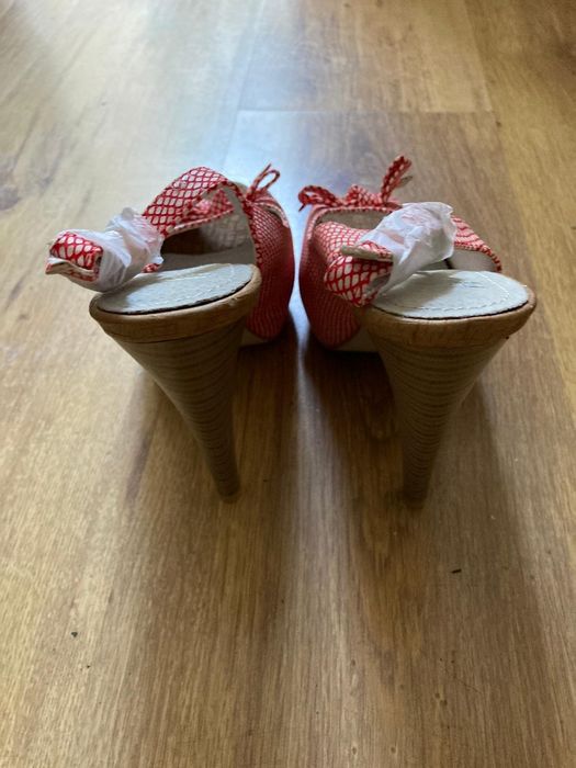Buty na obcasie r37 nowe