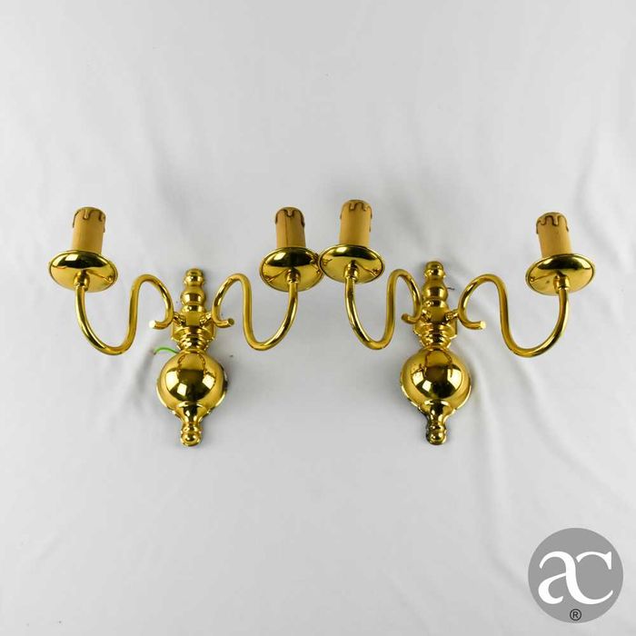 Par apliques parede de 2 lumes metal dourado, meados do séc. XX nº 2