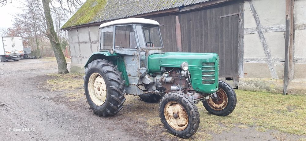 Ciągnik Ursus c-4011