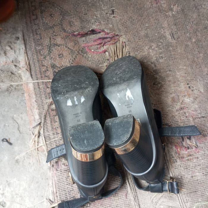 Туфли женские модель