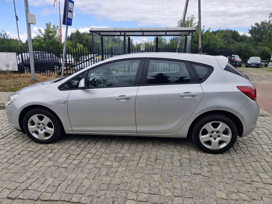 Opel Astra sprowadzony