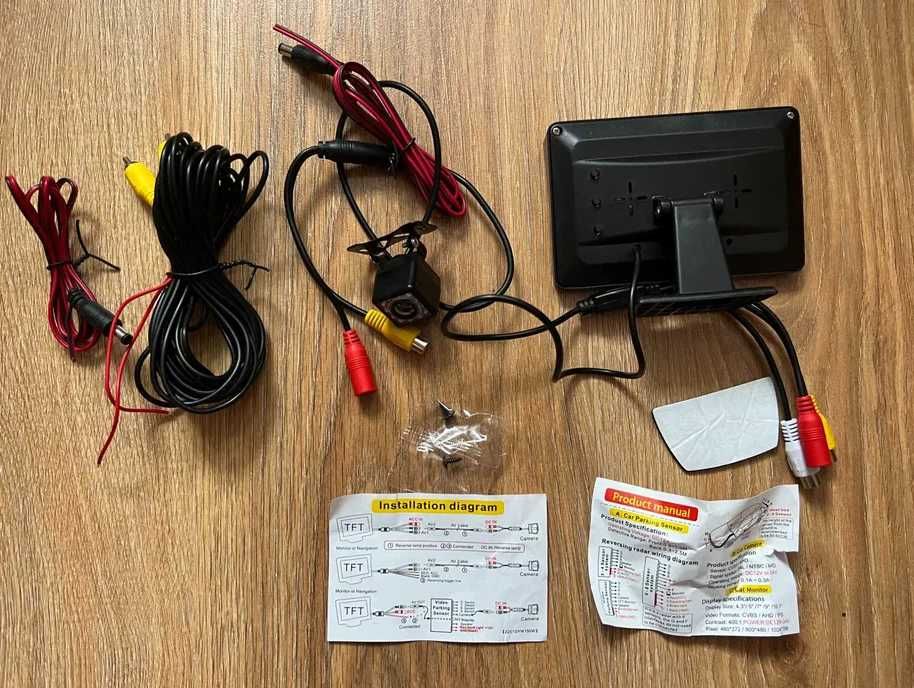 Камера заднего вида с монитором с разметкой