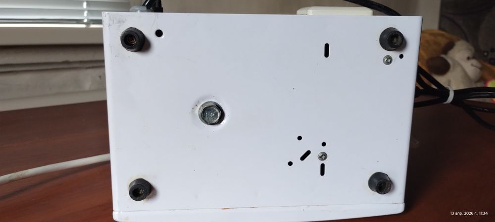 Стабилизатор напряжения Luxeon AZR-500VA