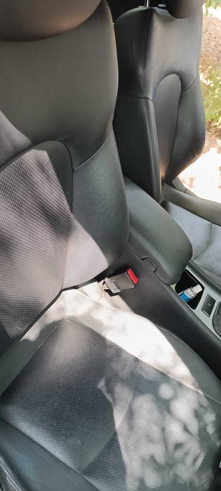 Vendo Mercedes c220 sportcoupe estofos em pele, bancos aquecidos, com apenas 250000 Km foto 5