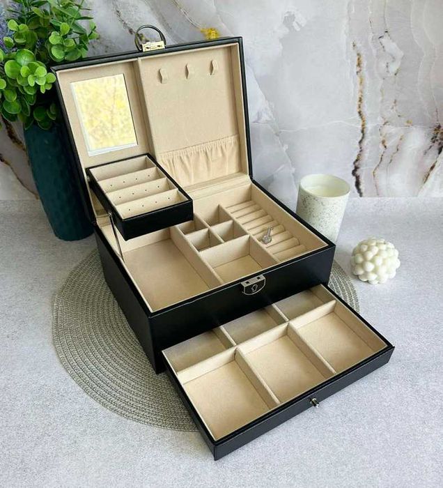 Шкатулка для прикрас на замку 22,5х17х12 см із дзеркалом УЦІНКА!