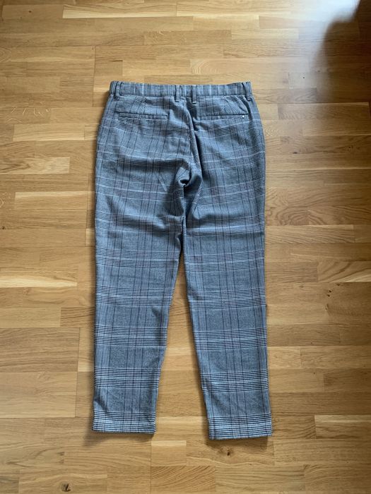 Bershka spodnie w kratę r. 40 (jak 38)