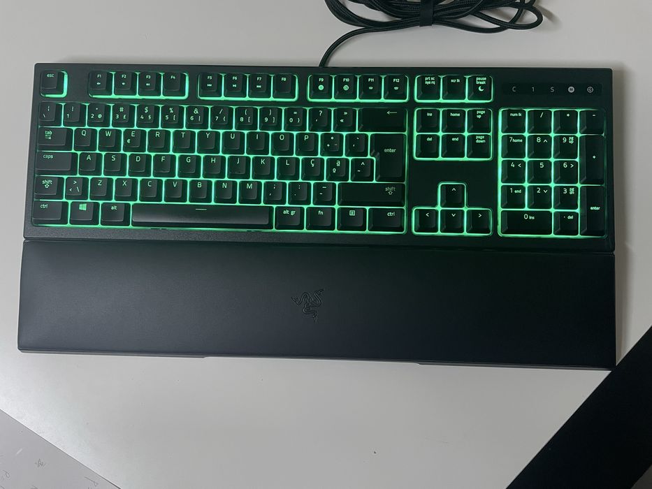 Teclado Gaming  "Razer Ornata Chroma"