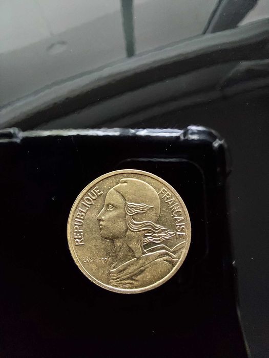 Moneta 20 (1967r.) i 5(1978r.) centimes-ZESTAW 2szt.