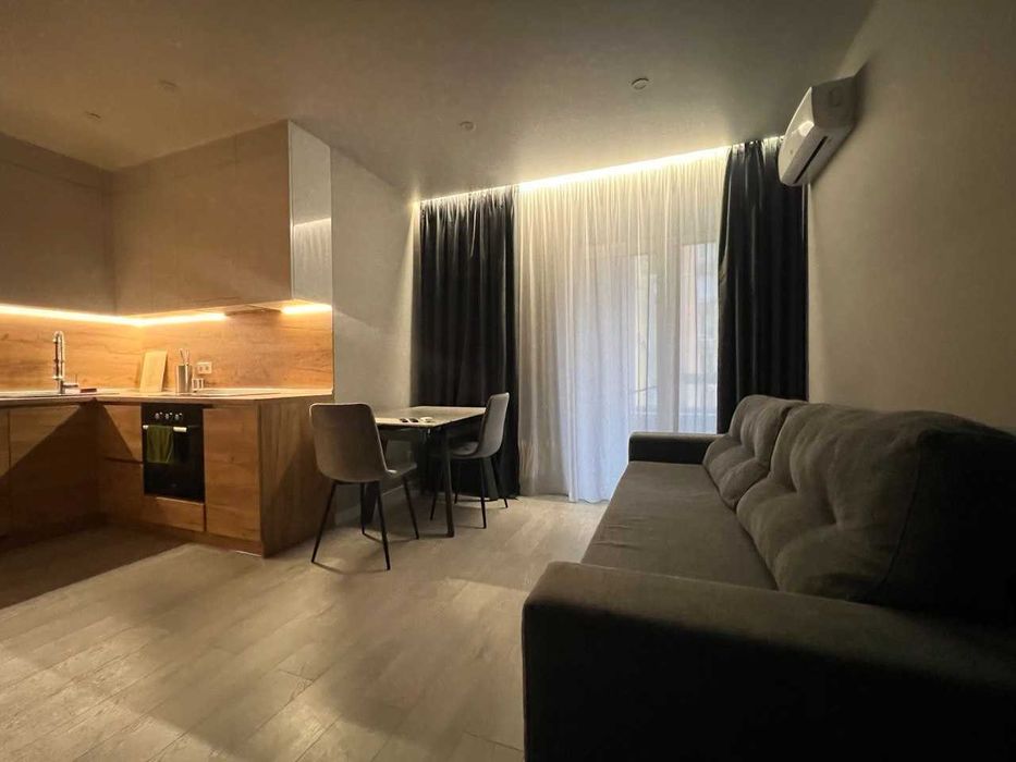 1-кімнатна квартира подобово ЛЮКС | ЖК Комфорт Таун | до 4 осіб