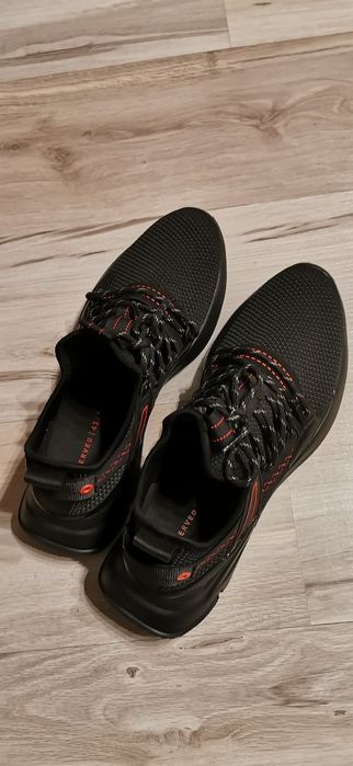 Nowe buty sportowe męskie Reserved rozmiar 43