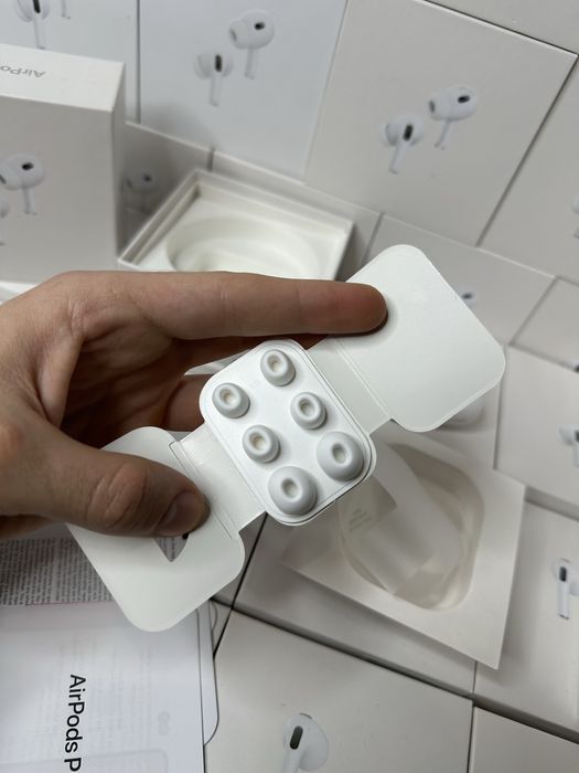 AirPods Pro 2, ТОП-Версія 2025 генерація, шумка + прозорість + ЧОХОЛ