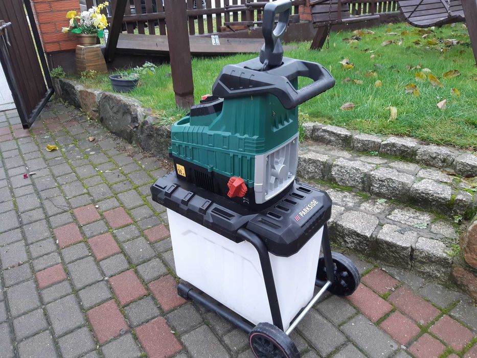 Rozdrabniacz do Gałęzi Walcowy Parkside PWH 2800 B2 42 mm