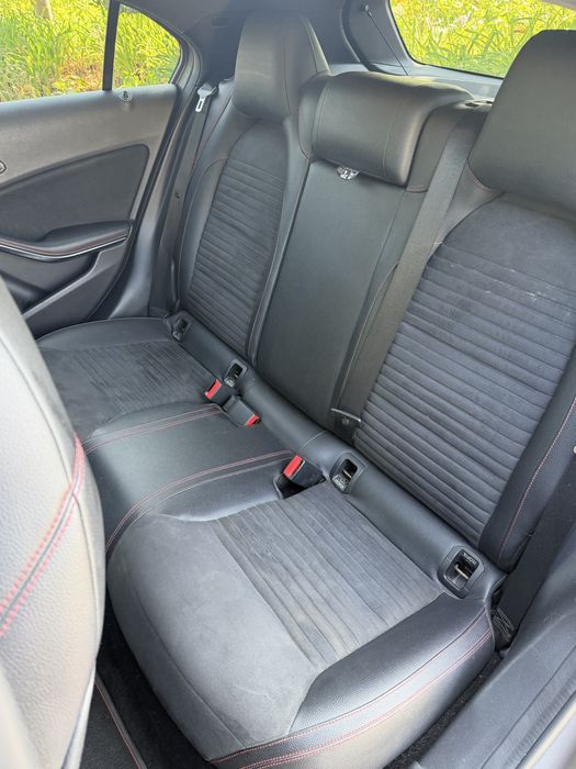 Mercedes Classe A180 AMG Caixa Automatica
