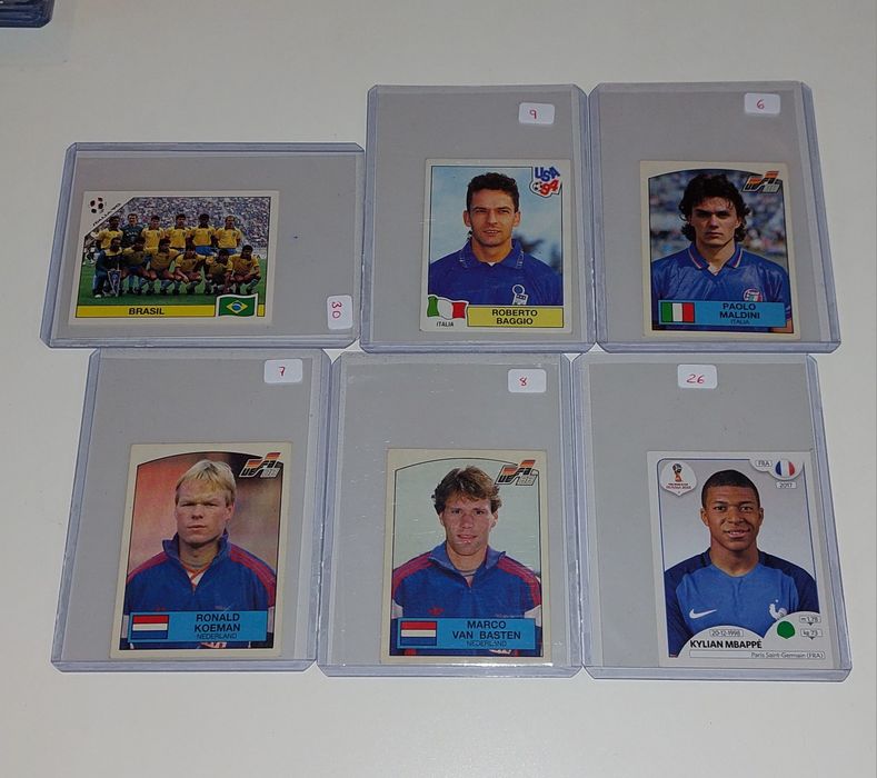 Cromos de Futebol: Ronaldo, Eusébio, Messi, Figo, Maradona e outros