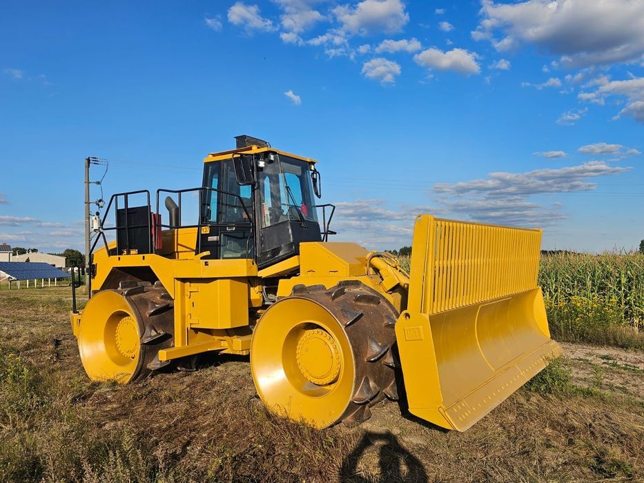 Caterpillar 826 G  Caterpillar 826G