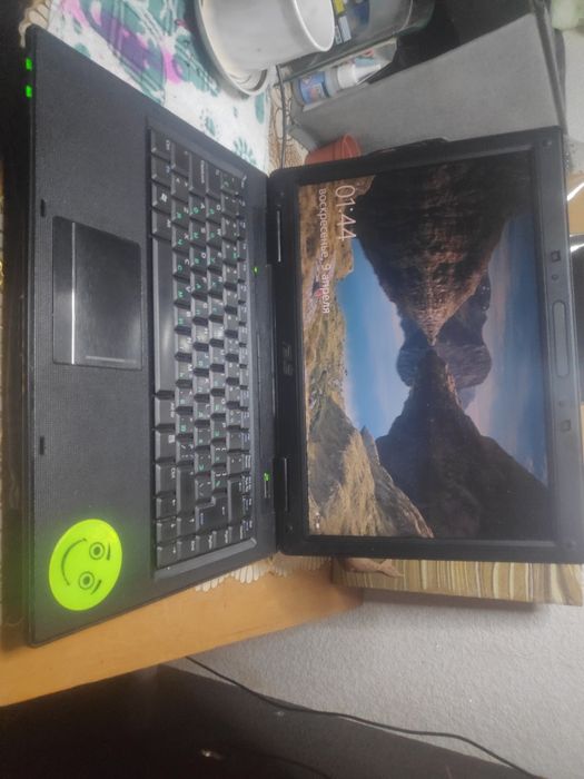 Ноутбук Asus ,продам Срочно.