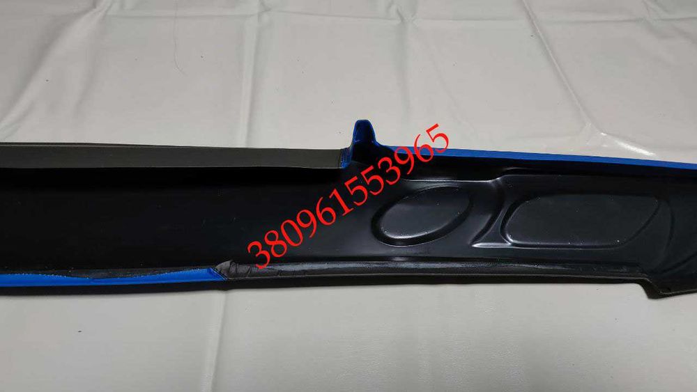 Накладка на торпеду ВАЗ2107 (пластиковая, разноцветная) новая