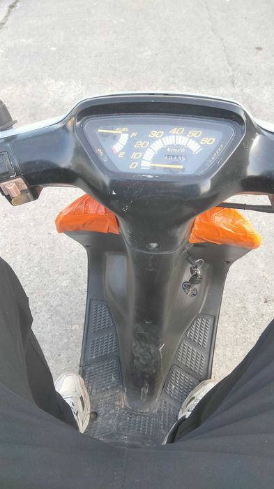 Мопед Honda dio 18