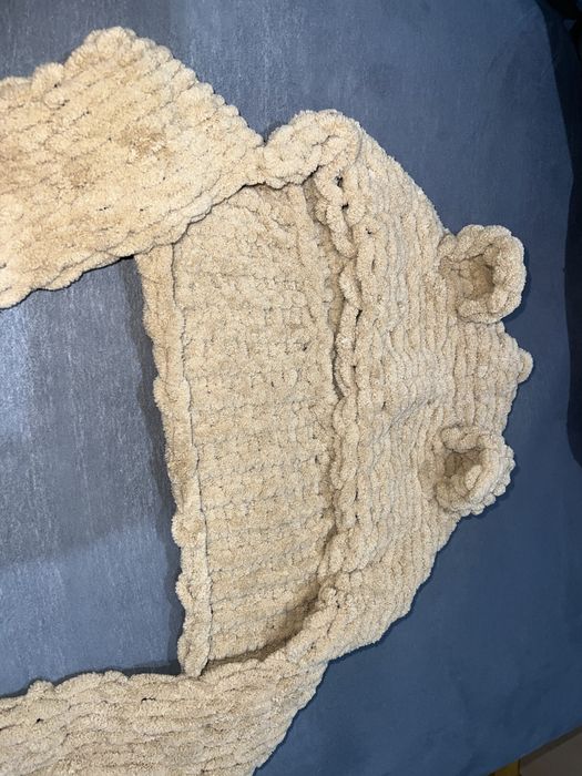 Szal z kapturem w kształcie misia