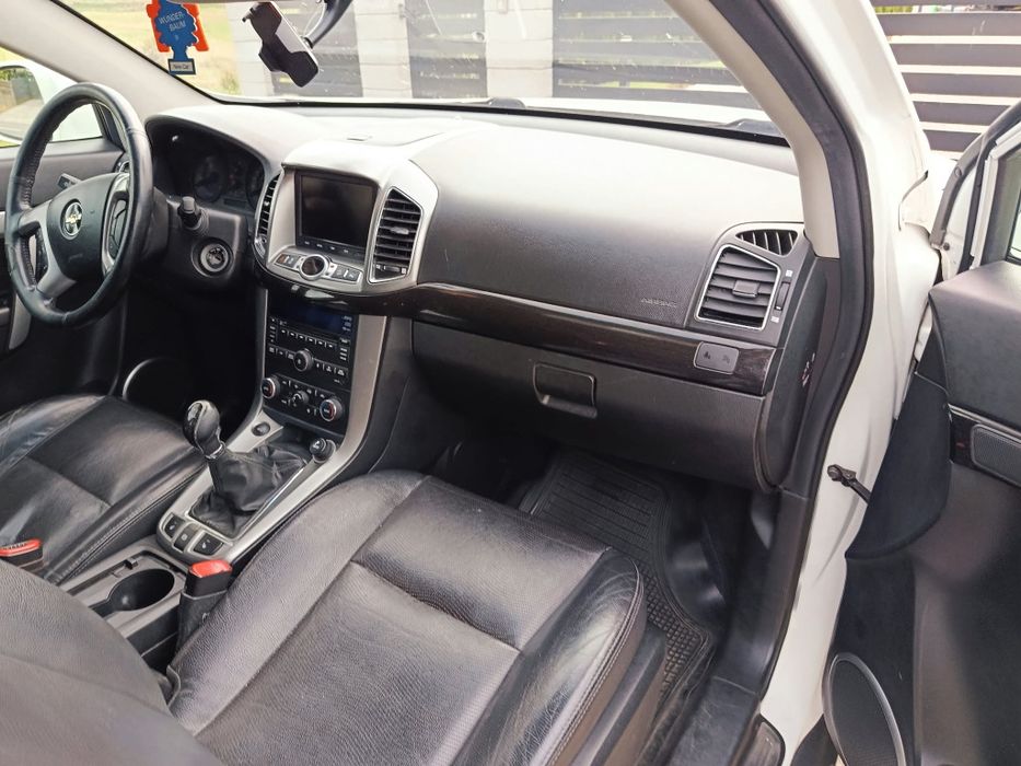 Chevrolet Captiva 2.2 Diesel 7 OSÓB 4x4 AWD Skóra Navi Tempomat