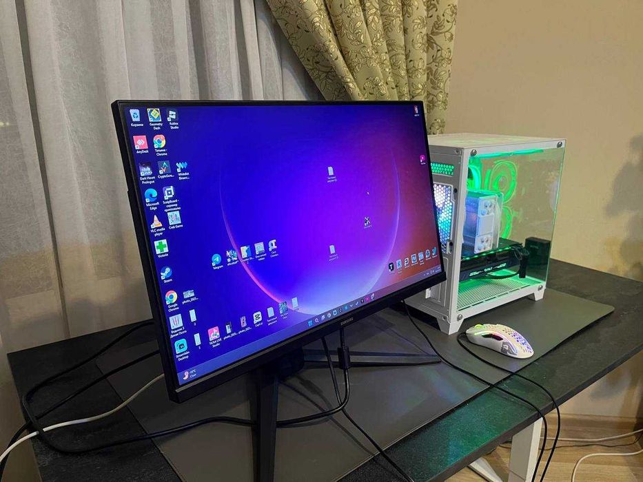 Монітор Samsung 24" у гарному стані (3700 грн)