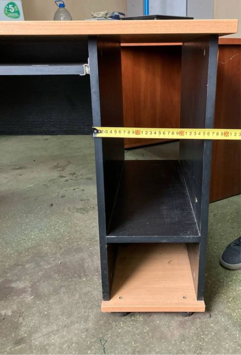 Компʼютерний стіл 1200*700.