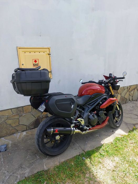Triumph Speed Triple 1050