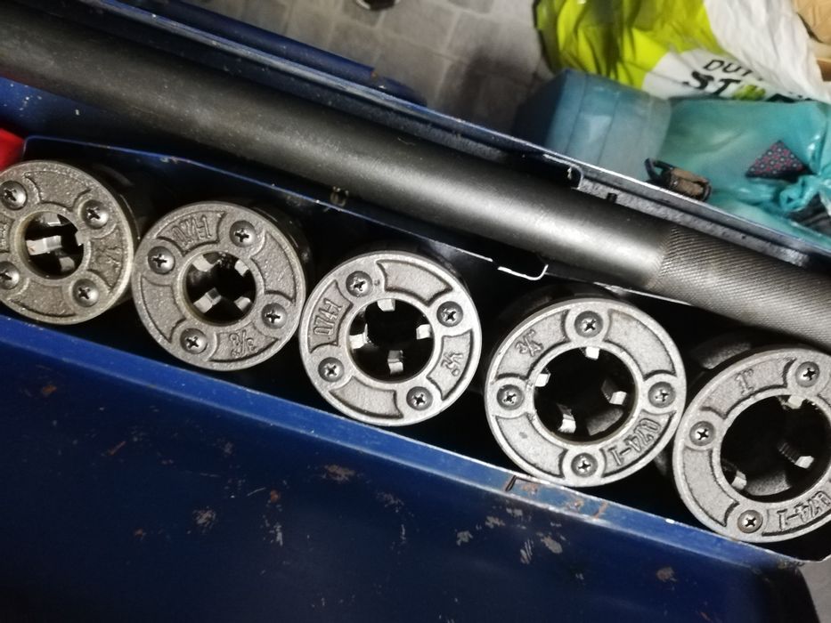 Tarracha ferramenta para abrir rosca