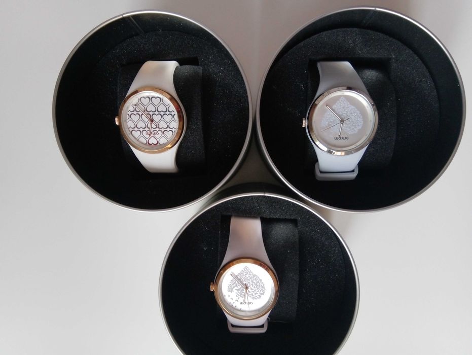 Pudrowo-złoty wzór motyle zegarek damski AM:PM silikonowy pasek