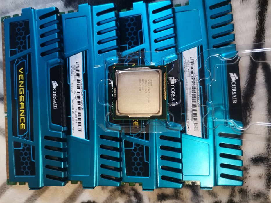 [VENDO/TROCO] Kit Upgrade: Intel Core i7 2600K + 16GB RAM Corsair Vengeance DDR3 (4x4GB)