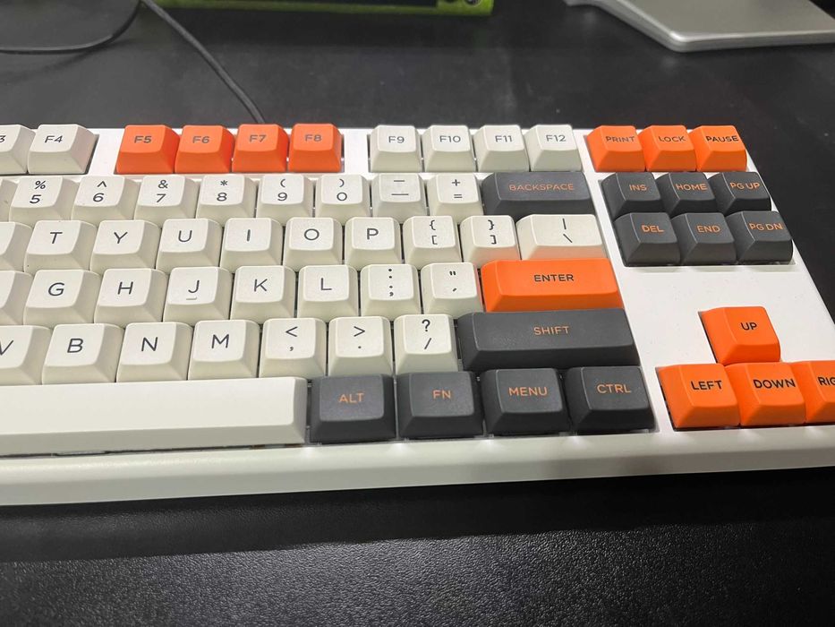 Механічна Клавіатура NIZ Plum X87 EC USB 35g