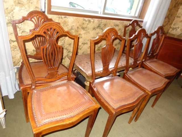 Mesa de Jantar e cadeiras