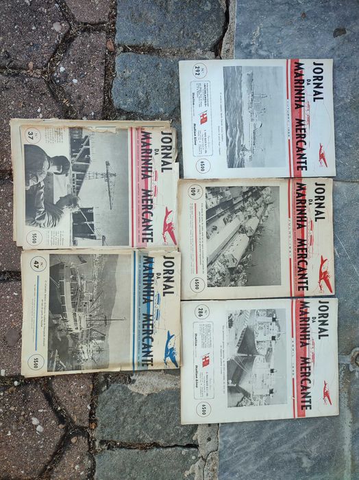 Lote 75 Revistas antigas Jornal da Marinha Mercante