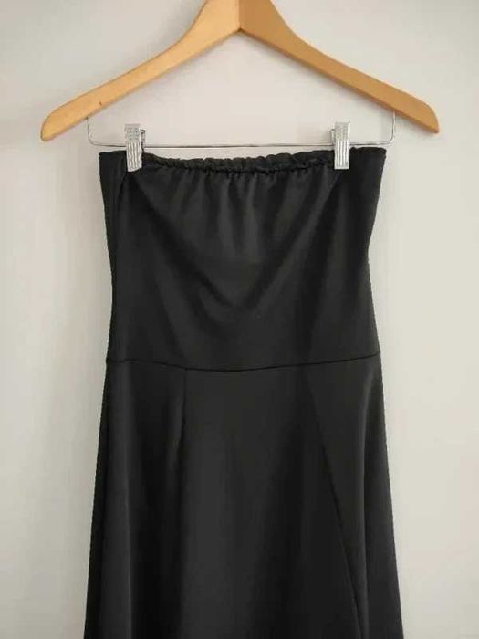 Vestido Preto Cai-Cai – Corte Midi/Evasê (Tam. S)