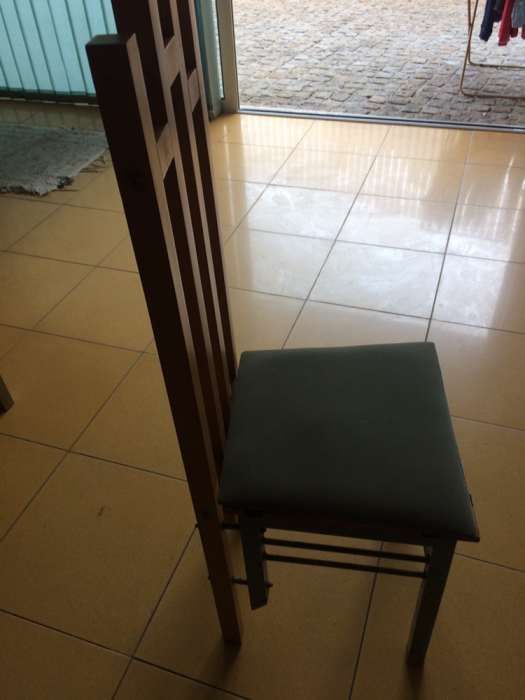 Cadeira em madeira ddd em Faia e ferro