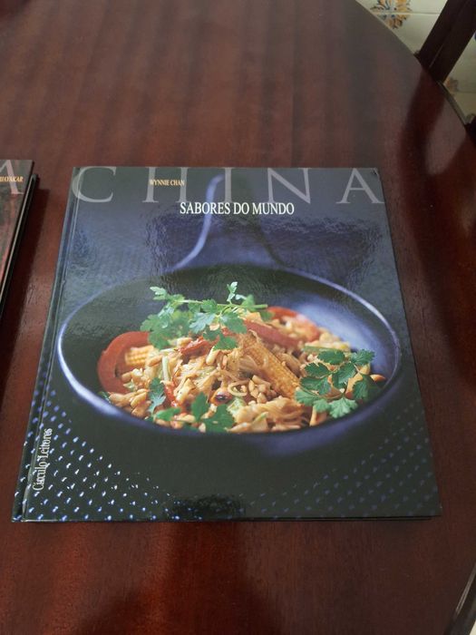 Coleção de Livros Culinária "Sabores do Mundo"