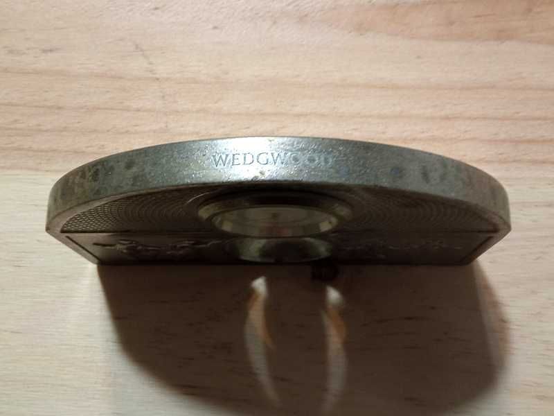 Relógio Quartz de Mesa Wedgwood Jasperware