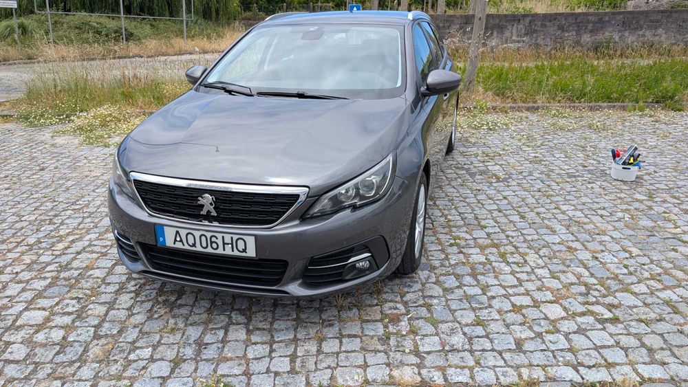 Peugeot 308 SW 1.5 BlueHDi EAT8 130CV | 2019 | Câmara Traseira