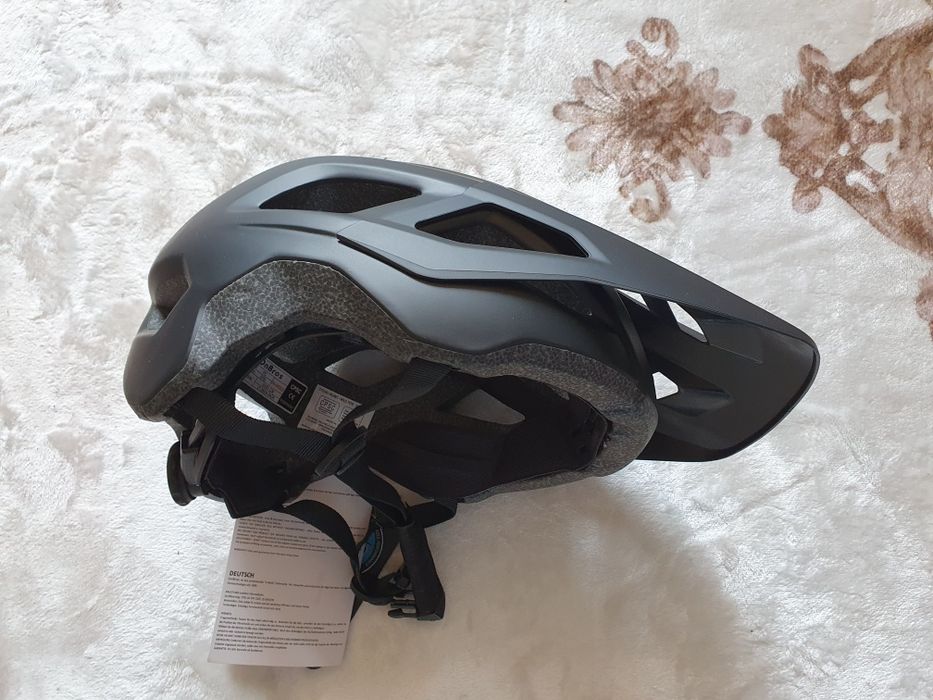 On Bros Kask MTB z daszkiem rozm L