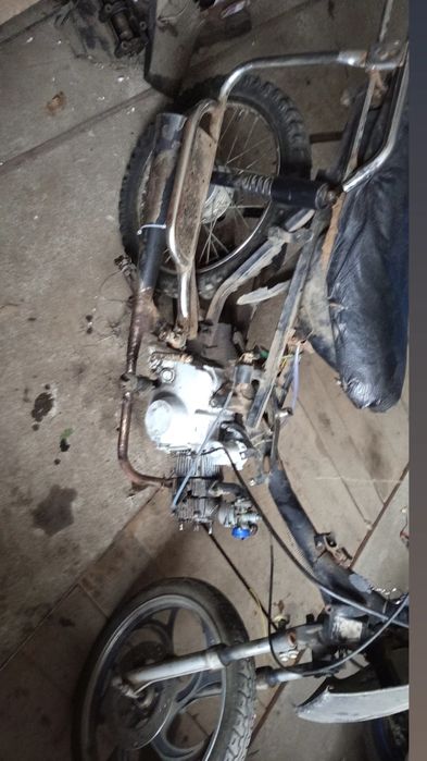 Продам по запчастинах