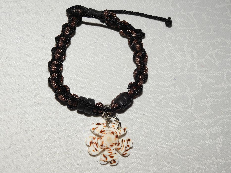 Bransoletka sznurkowa - koniczynka