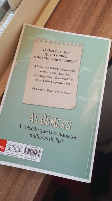 "As Gémeas no Colégio de Santa Clara" e "As Gémeas voltam ao Colégio"