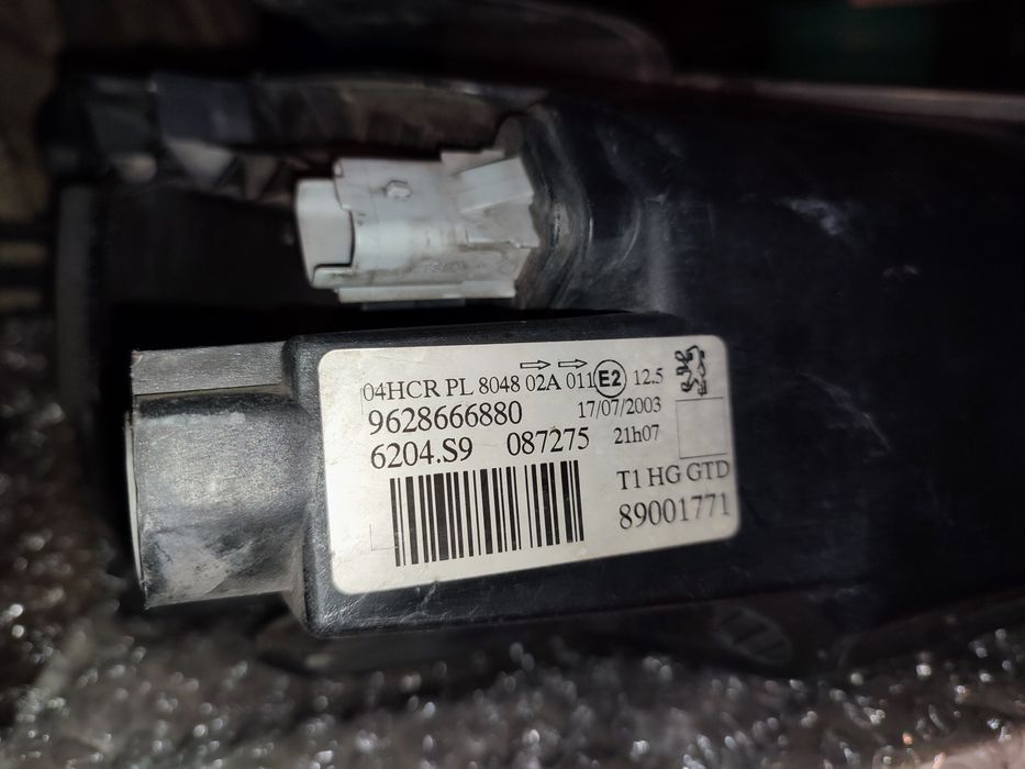 Фари Peugeot 206 оригінал