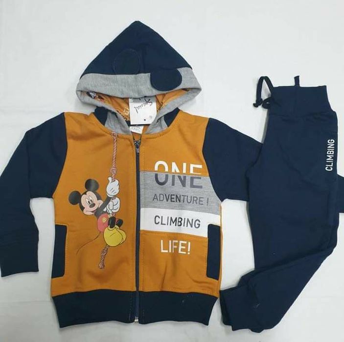 Fato de treino de menino